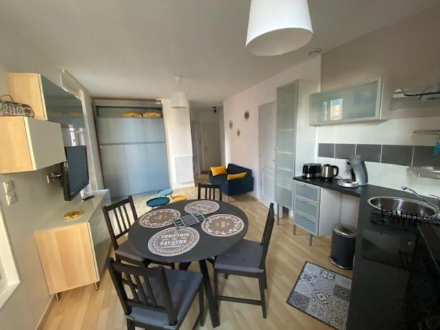 Appartement Avec Balcon Et Parking Prive Mers-les-Bains Εξωτερικό φωτογραφία